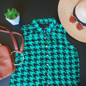 FREE w/ ANY Purchase! Green/ Navy cage back blouse